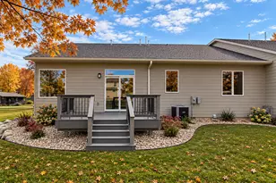 1207 S Shore Dr, Worthington, MN 56187 - Photo 2