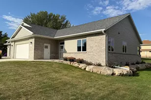 1207 S Shore Dr, Worthington, MN 56187 - Photo 28