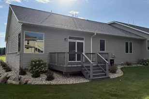 1207 S Shore Dr, Worthington, MN 56187 - Photo 2