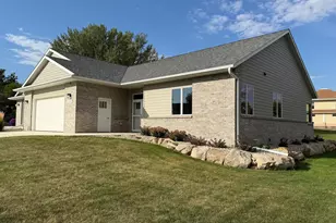 1207 S Shore Dr, Worthington, MN 56187 - Photo 1