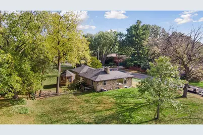 8 Dorset Road, Mendota Heights, MN 55118 - Photo 2