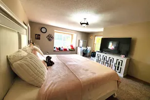 952 Conner St, Chaska, MN 55318 - Photo 12