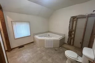 408 Main Ave N, Thief River Falls, MN 56701 - Photo 38