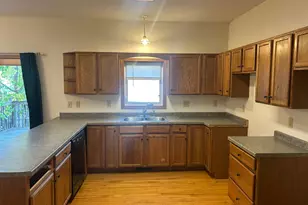 408 Main Ave N, Thief River Falls, MN 56701 - Photo 16