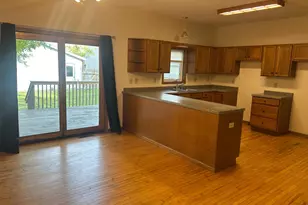 408 Main Ave N, Thief River Falls, MN 56701 - Photo 16