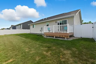 2004 Bluestem Drive, Mankato, MN 56001 - Photo 16