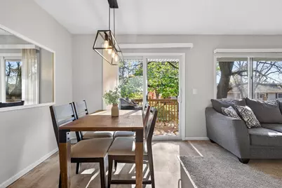 1302 Crestridge Lane N, Eagan, MN 55123 - Photo 4