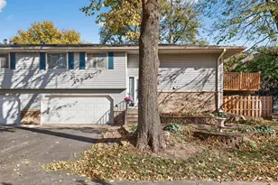 1302 Crestridge Ln N, Eagan, MN 55123 - Photo 46