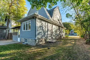 1026 University Dr N, Fargo, ND 58102 - Photo 4