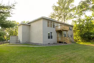 30155 Lakeview Ave, Red Wing, MN 55066 - Photo 6