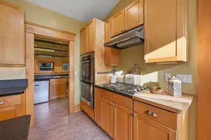 793 Goodrich Ave, Saint Paul, MN 55105 - Photo 12