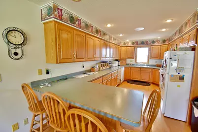 19221 30th Street SW, Blomkest, MN 56216 - Photo 6