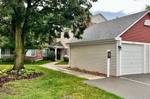 11275 Oregon Cir, Bloomington, MN 55438 - Photo 2