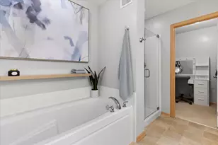 1944 Commonwealth Blvd, Chanhassen, MN 55317 - Photo 26