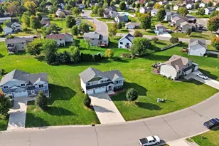 921 Cedar Ave N, Maple Lake, MN 55358 - Photo 2