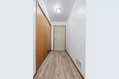 3253 17th Avenue S #101, Fargo,  58103 - Photo 4