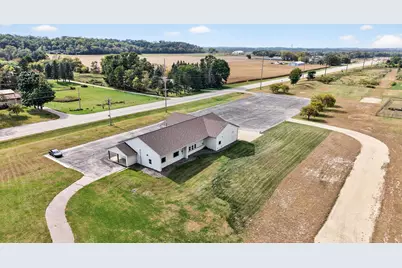 1925 48th Street NE, Rochester, MN 55906 - Photo 4