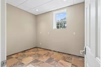 1925 48th Street NE, Rochester, MN 55906 - Photo 18