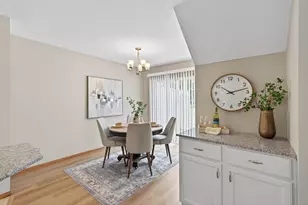 3590 Genevieve Ave N, Oakdale, MN 55128 - Photo 14