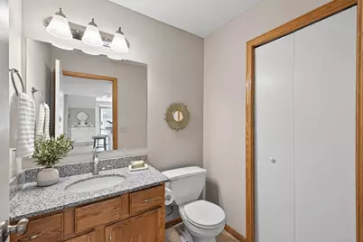 3590 Genevieve Avenue N, Oakdale, MN 55128 - Photo 20