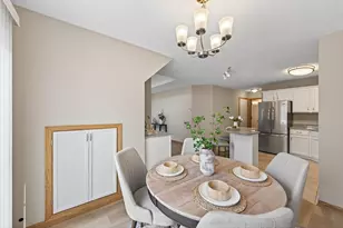 3590 Genevieve Ave N, Oakdale, MN 55128 - Photo 4