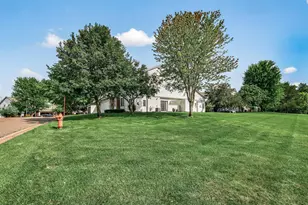 3590 Genevieve Ave N, Oakdale, MN 55128 - Photo 34