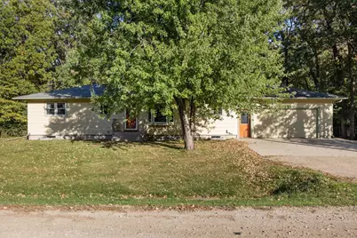 6914 1st Street N, Moorhead, MN 56560 - Photo 2