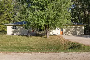 6914 1st St N, Moorhead, MN 56560 - Photo 2