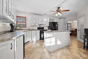 34240 Park Trail, Center City, MN 55012 - Photo 14