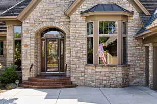 10683 Sonoma Ridge, Eden Prairie, MN 55347 - Photo 4