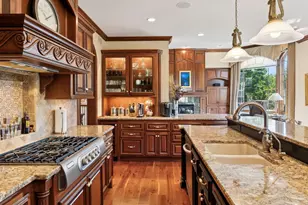 10683 Sonoma Ridge, Eden Prairie, MN 55347 - Photo 18