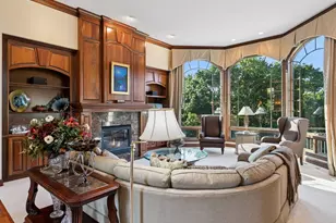 10683 Sonoma Ridge, Eden Prairie, MN 55347 - Photo 6