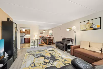 10501 Cedar Lake Rd #420, Minnetonka, MN 55305 - Photo 8