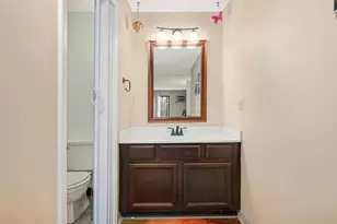 10501 Cedar Lake Rd, Minnetonka, MN 55305 - Photo 22