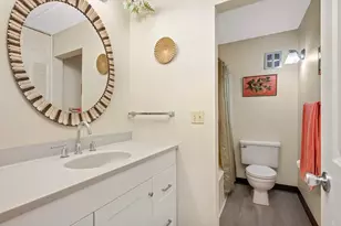 10501 Cedar Lake Rd, Minnetonka, MN 55305 - Photo 26