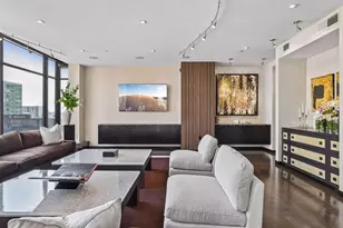 201 S 11th St, Minneapolis, MN 55403 - Photo 4