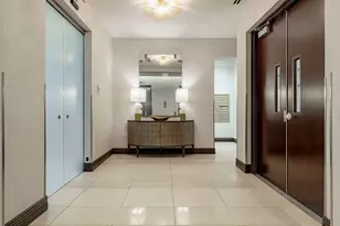 201 S 11th St, Minneapolis, MN 55403 - Photo 48