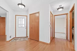 7546 Hinton Park Ave S, Cottage Grove, MN 55016 - Photo 10