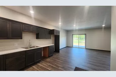 901 7th Ave SW, Pipestone, MN 56164 - Photo 10