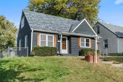 1905 Montana Avenue E, Saint Paul, MN 55119 - Photo 1