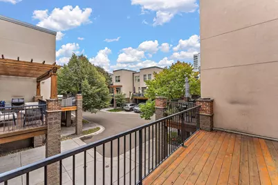 221 NE 1st Avenue #5, Minneapolis, MN 55413 - Photo 42