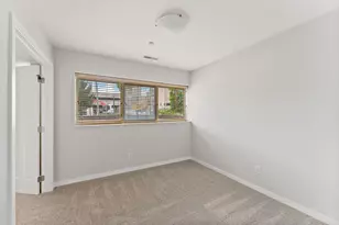 221 NE 1st Ave, Minneapolis, MN 55413 - Photo 34