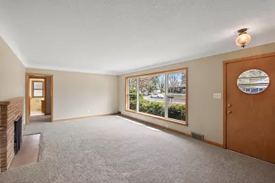 2009 Wheeler Street N, Roseville, MN 55113 - Photo 4