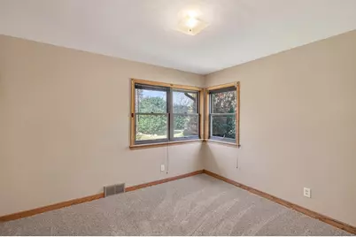 2009 Wheeler Street N, Roseville, MN 55113 - Photo 18