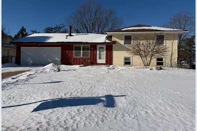 8458 Ivywood Avenue S, Cottage Grove, MN 55016 - Photo 1