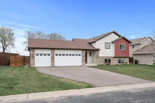 386 Greenway Dr, Delano, MN 55328 - Photo 2