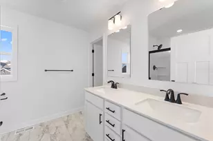 7604 Osakis St, Lino Lakes, MN 55038 - Photo 12