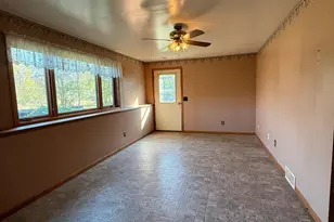 647 127th St NE, Monticello, MN 55362 - Photo 16