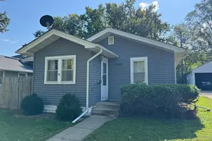 1824 Sims Ave, Saint Paul, MN 55119 - Photo 1