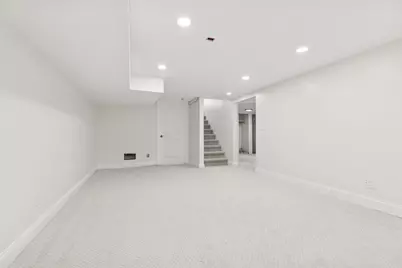 1335 Hampshire Avenue N, Golden Valley, MN 55427 - Photo 32